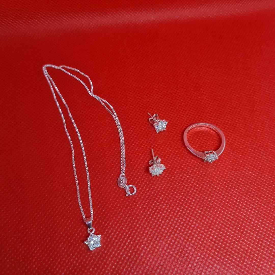 Unisilver on sale earrings set