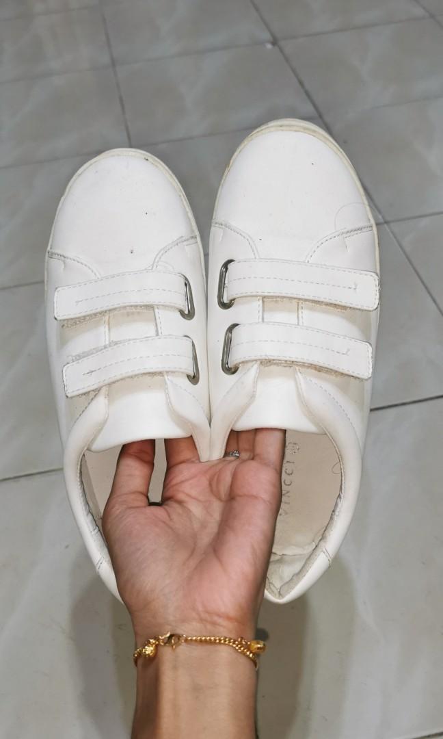 vincci white shoes