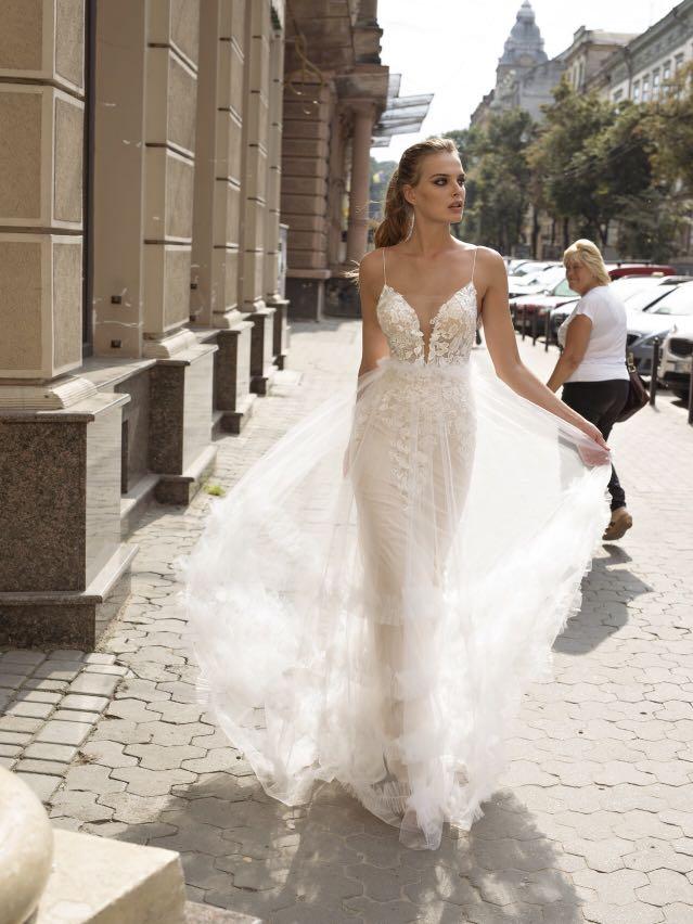 Wedding Gown Noya by Riki Dalal Sample Sale