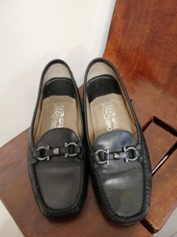 ferragamo womens driving shoes