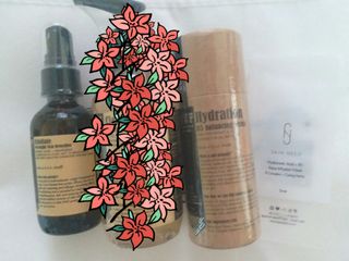（分類：）位於 。 由 akiaka 提交（商品編號 1036488407，圖片 1）。簡介： 。