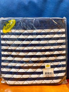 （分類：）位於 。 由 wnb0509 提交（商品編號 1037936227，圖片 1）。簡介： 。