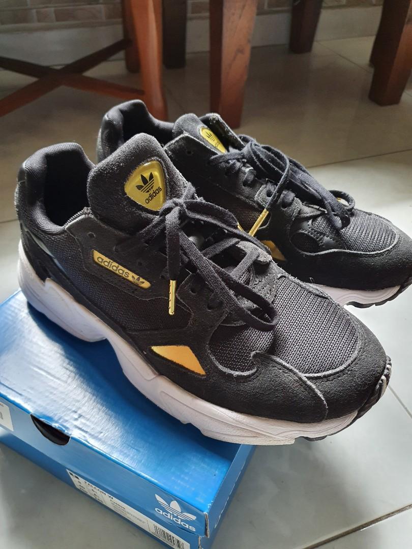 Adidas Falcon Black/Gold, Men's Fashion, Footwear, Sneakers on
