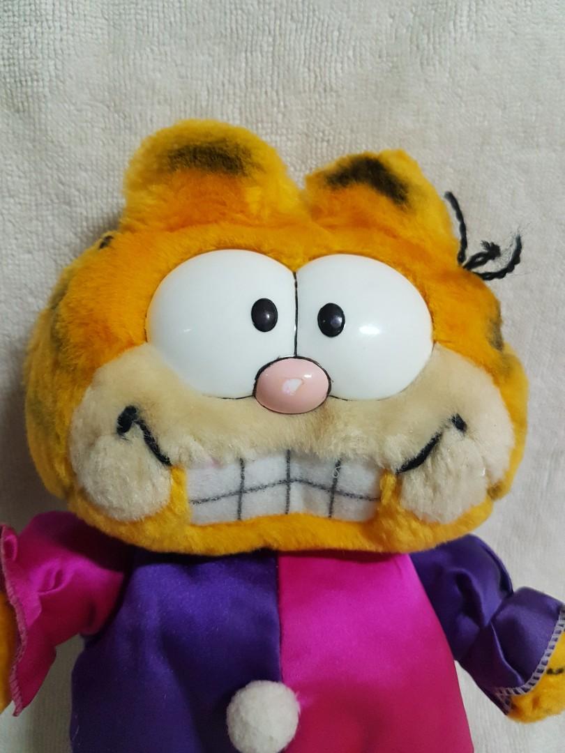 Authentic Vintage Dakin Garfield the Clown Plush Soft Toy