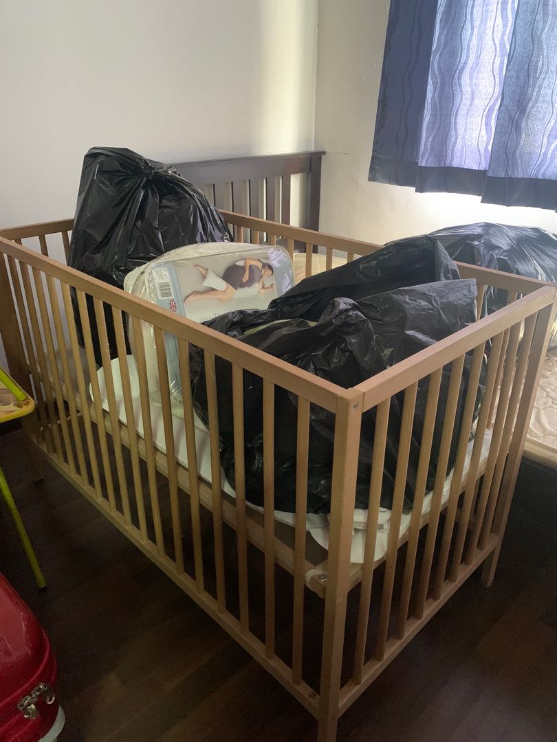 harga baby cot ikea