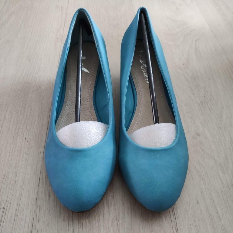 cerulean blue shoes