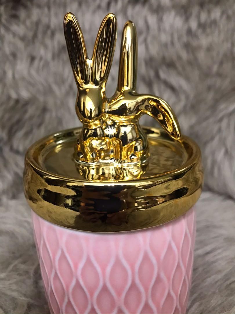 Ceramic storage container (Category: Storage Boxes & Baskets) located in Pasig City. Submitted by live_my_style (Listing ID 1037984079, Image 2). Description: Size: 5.5” x 3.5”.