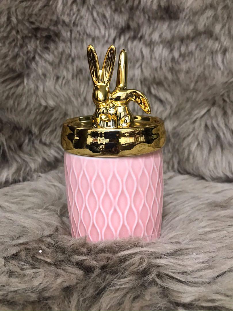 Ceramic storage container (Category: Storage Boxes & Baskets) located in Pasig City. Submitted by live_my_style (Listing ID 1037984079, Image 1). Description: Size: 5.5” x 3.5”.