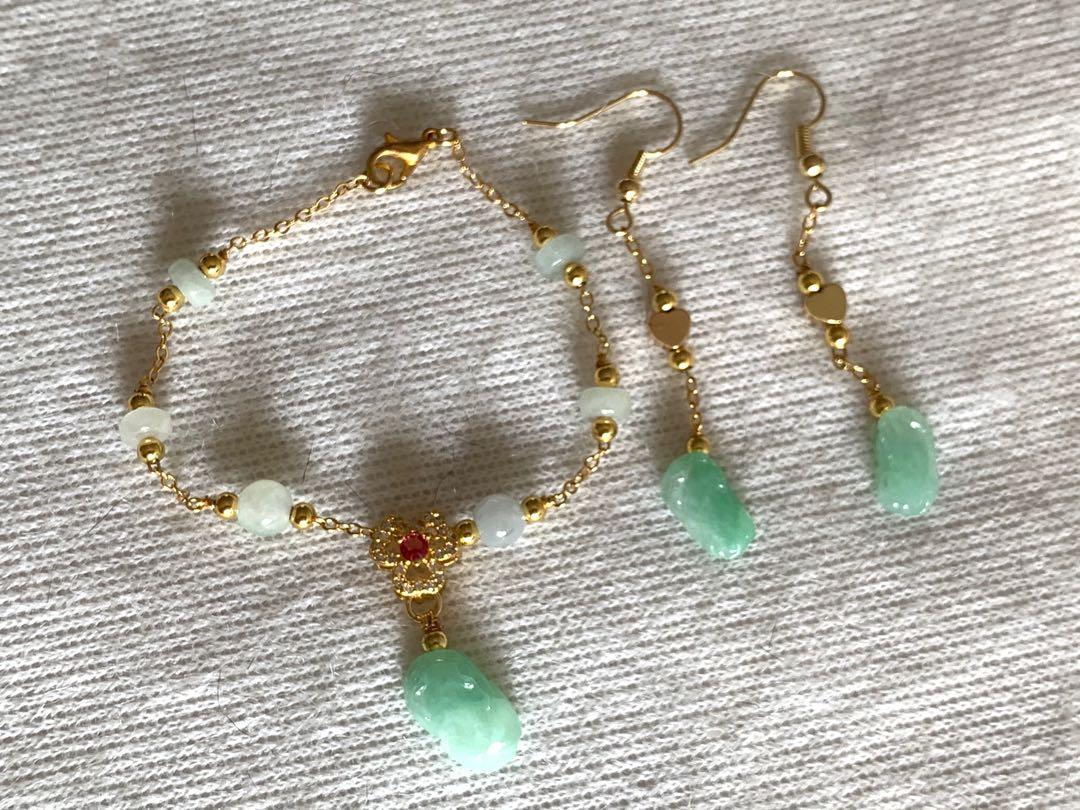 14k gold jade bracelet