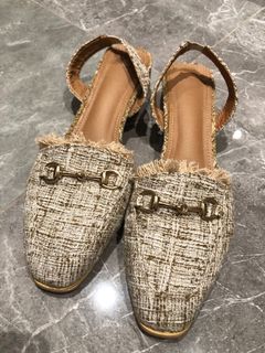 （分類：）位於 。 由 lihtn 提交（商品編號 1037975946，圖片 1）。簡介： 。