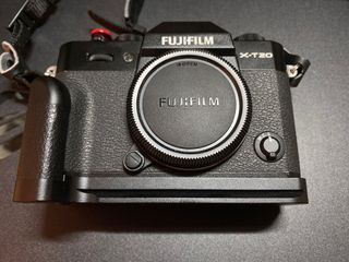 （分類：）位於 。 由 manfai317 提交（商品編號 1037767931，圖片 1）。簡介： 。