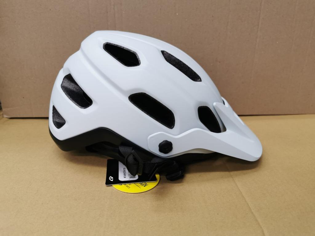 RRP £40 Giro Universal Accessory Go Pro Helmet Mount Black X 2 NEW