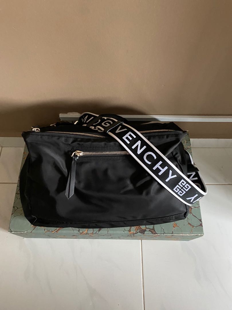 Givenchy pandora online belt bag