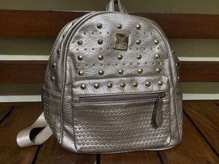 ajustare sări bate bdo golden backpack