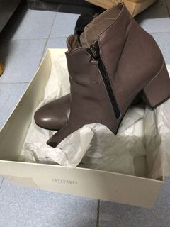 （分類：）位於 。 由 luihon_gee 提交（商品編號 1037910366，圖片 1）。簡介： 。