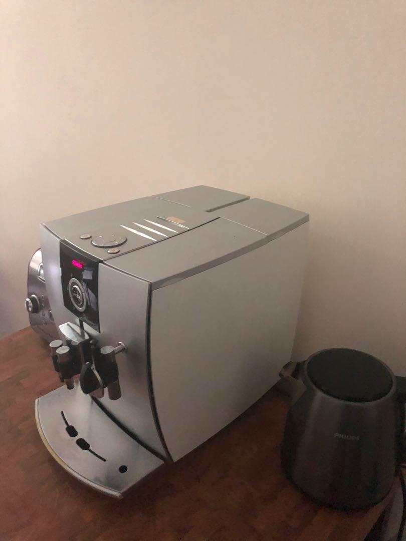 Jura Impressa J5 fully automatic coffee machine, TV & Home Appliances