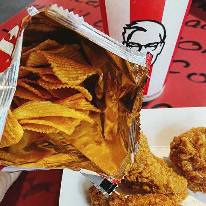 Lays x KFC Potato Chips Wingz Zabb, Food & Drinks, Chilled & Frozen