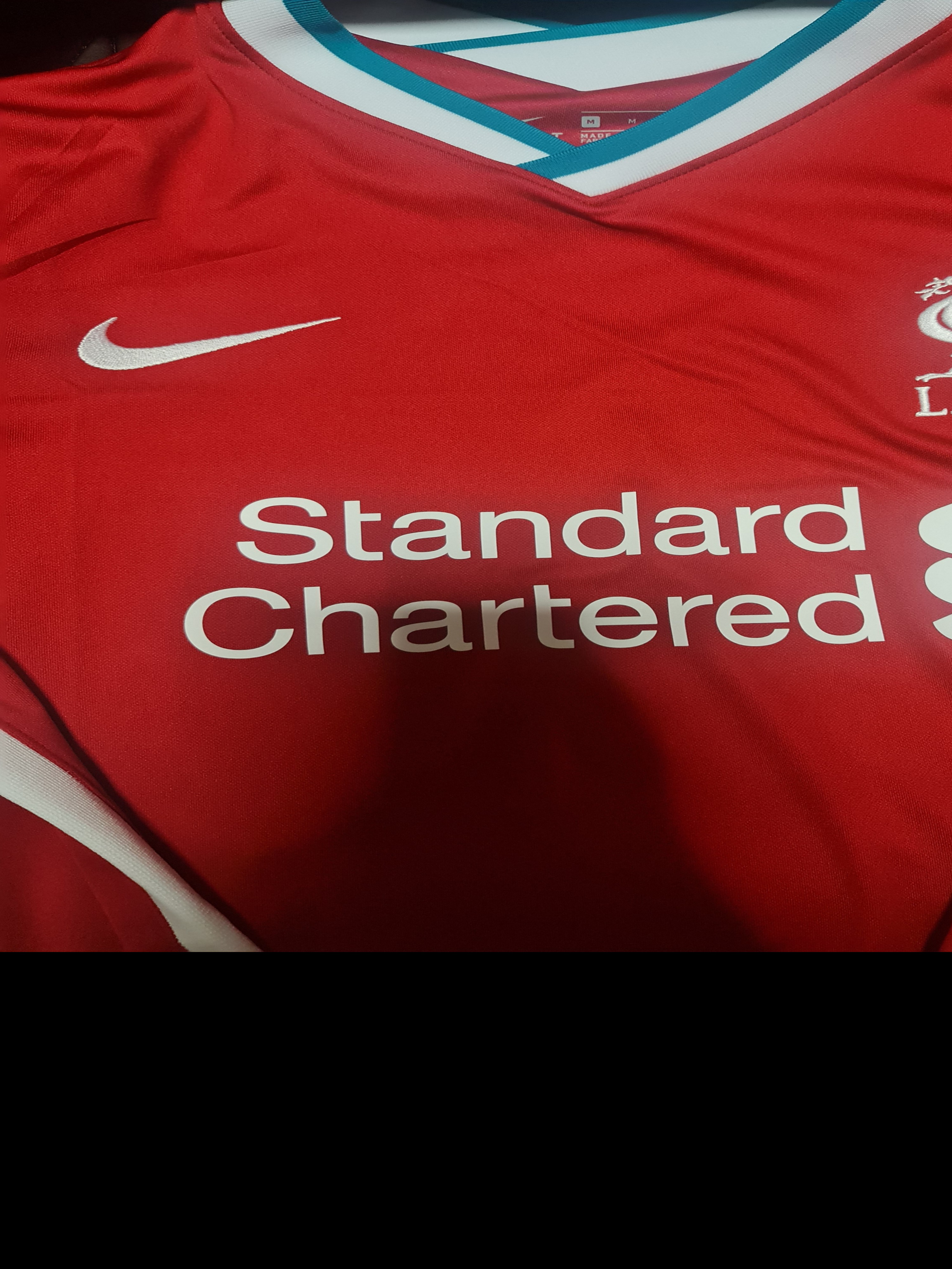 liverpool stadium kit