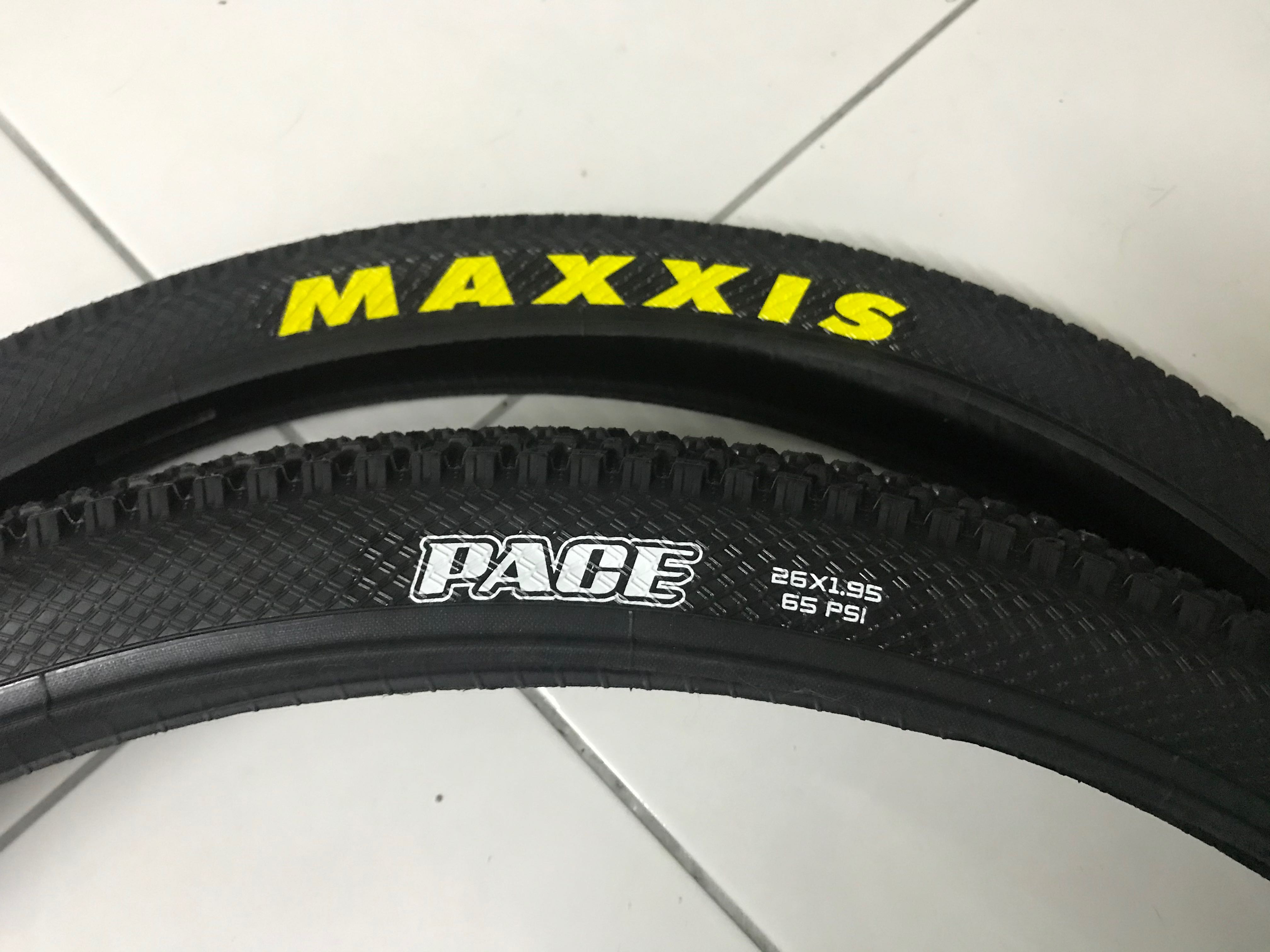 Maxxis pace online 26x1 95