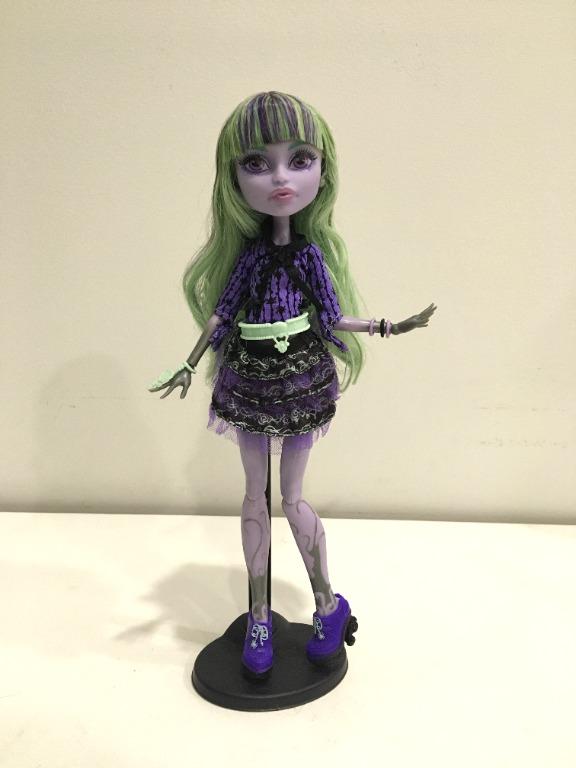 Twyla 13 wishes on sale