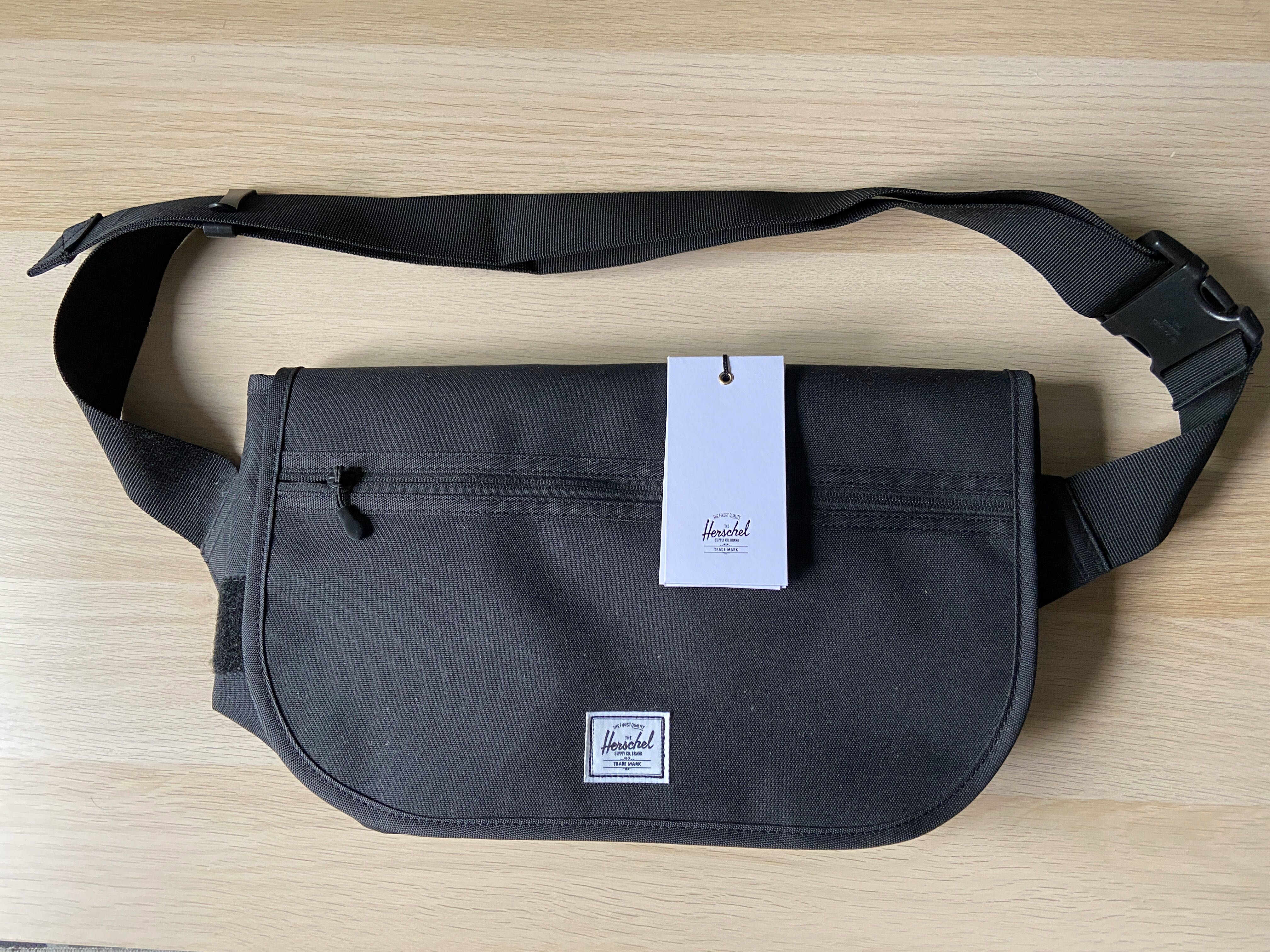 Herschel grade messenger mid volume on sale