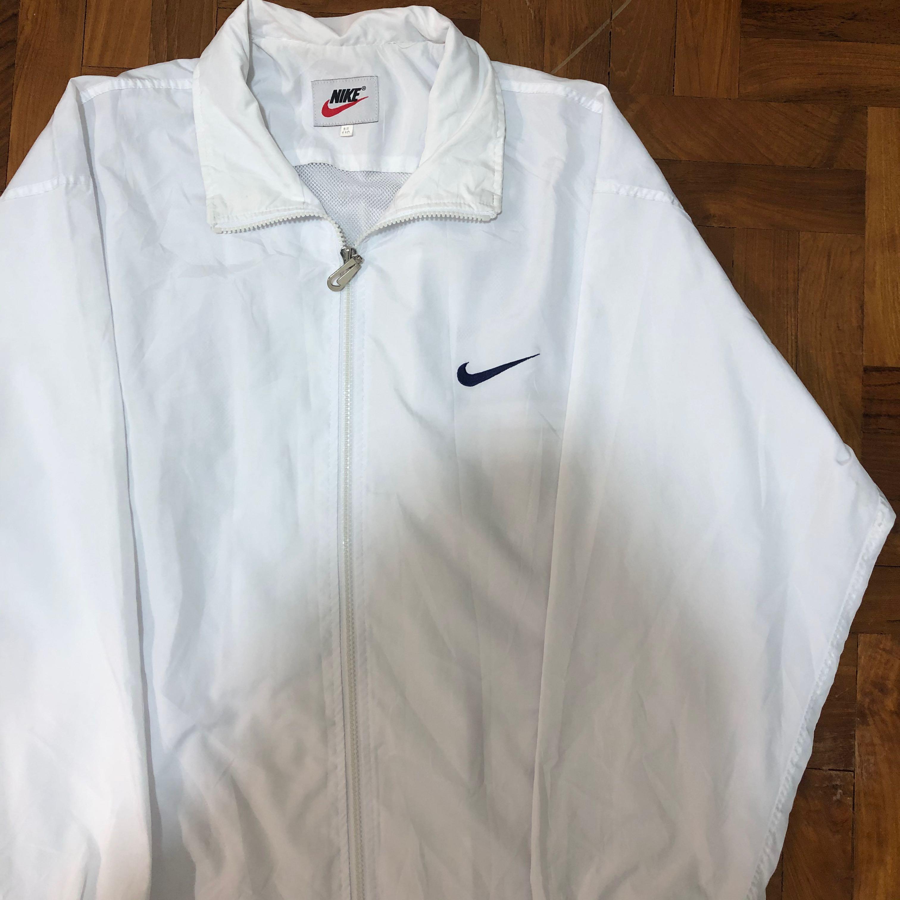 nike white windbreaker jacket