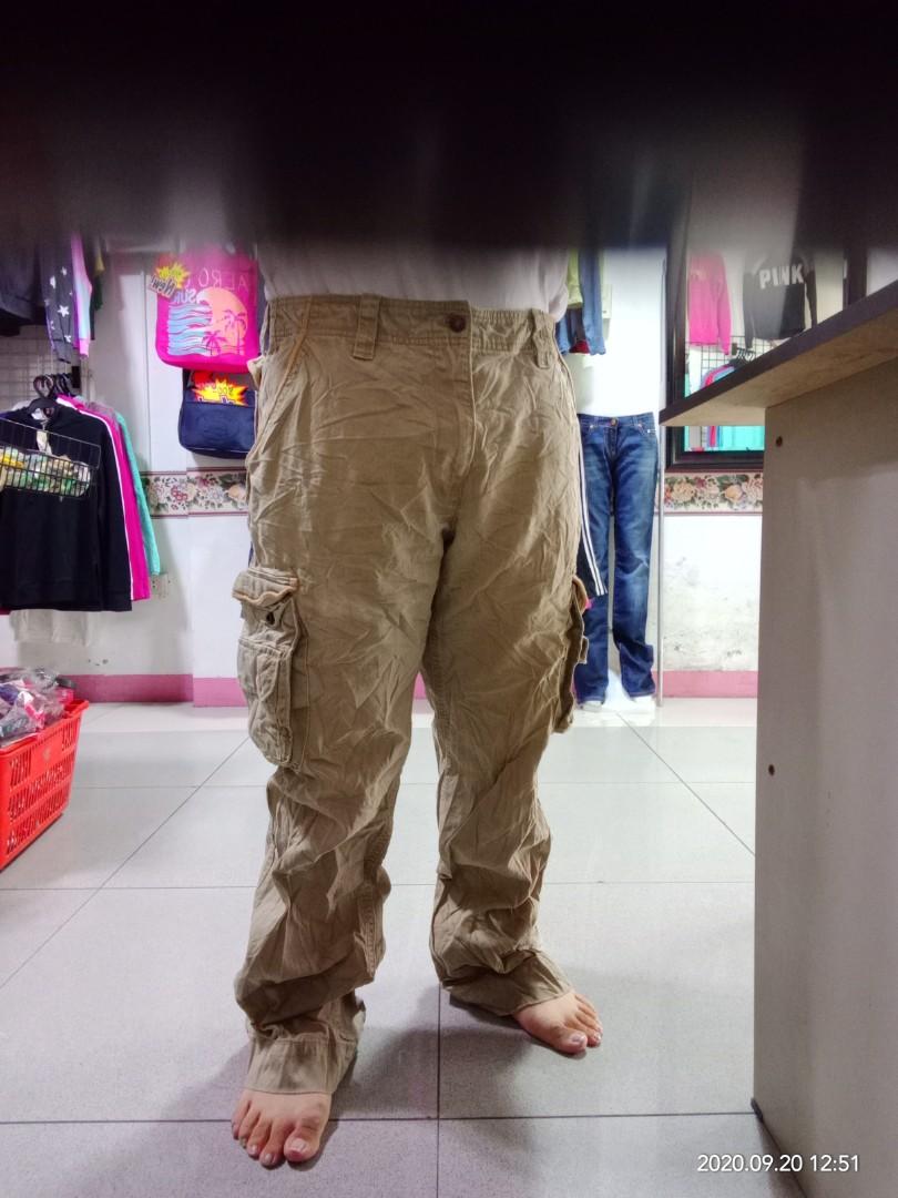 old navy khaki cargo pants