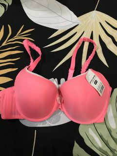(Category: ) located in . Submitted by my_loves (Listing ID 1037982359, Image 1). Description: .