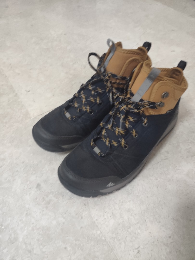 quechua hiking shoes