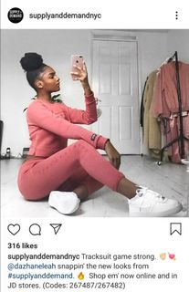 (Category: ) located in . Submitted by shopxpretty (Listing ID 1037946218, Image 1). Description: .