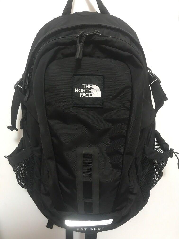 The North Face 後背包backpack Hot Shot 他的時尚 包包在旋轉拍賣