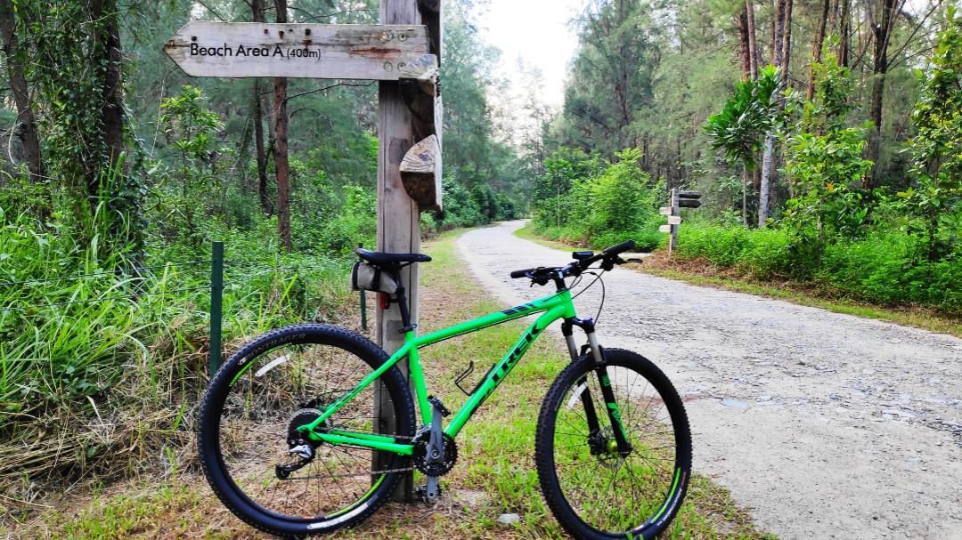 trek x caliber 7 green