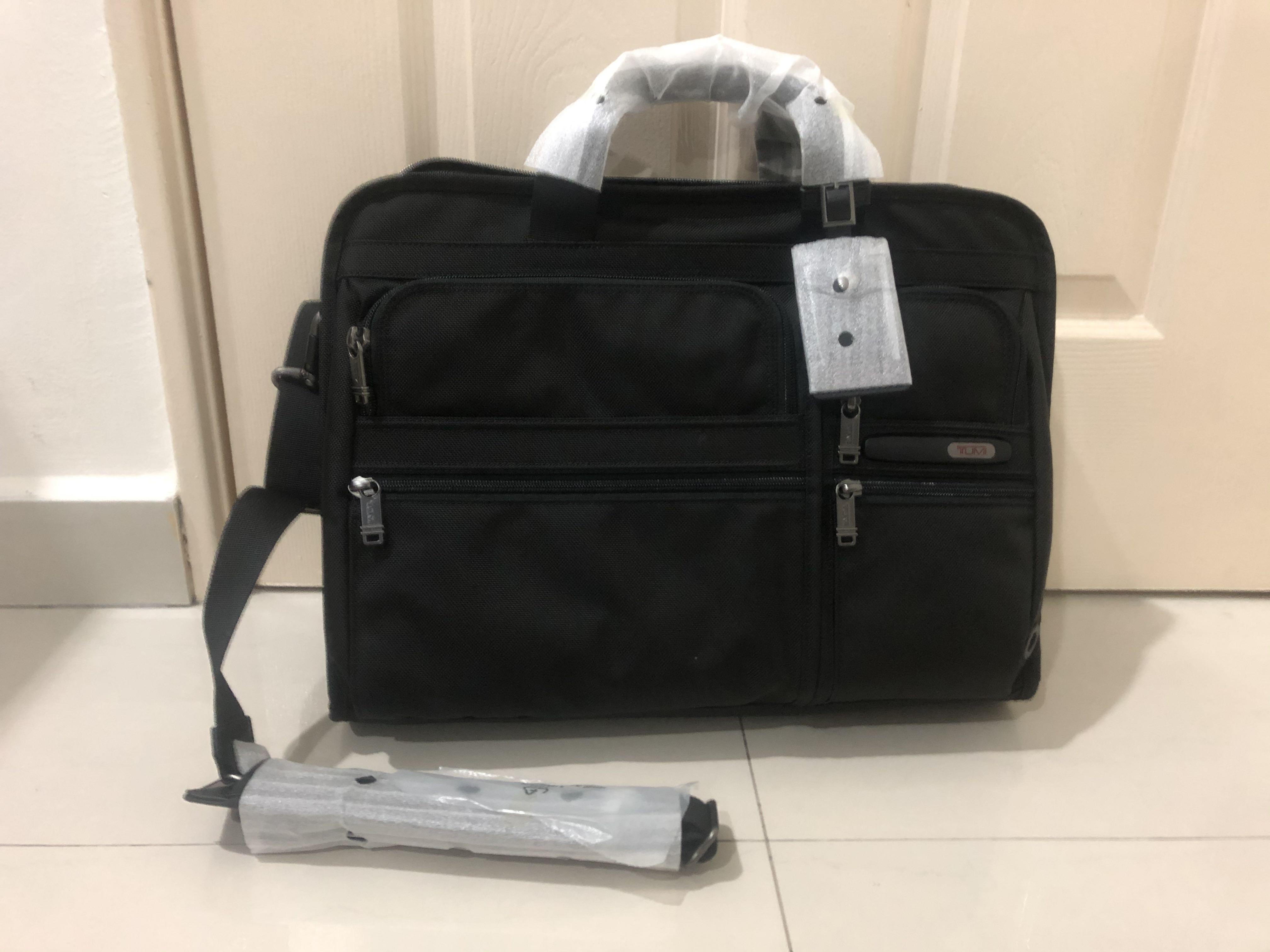 compact large screen laptop brief