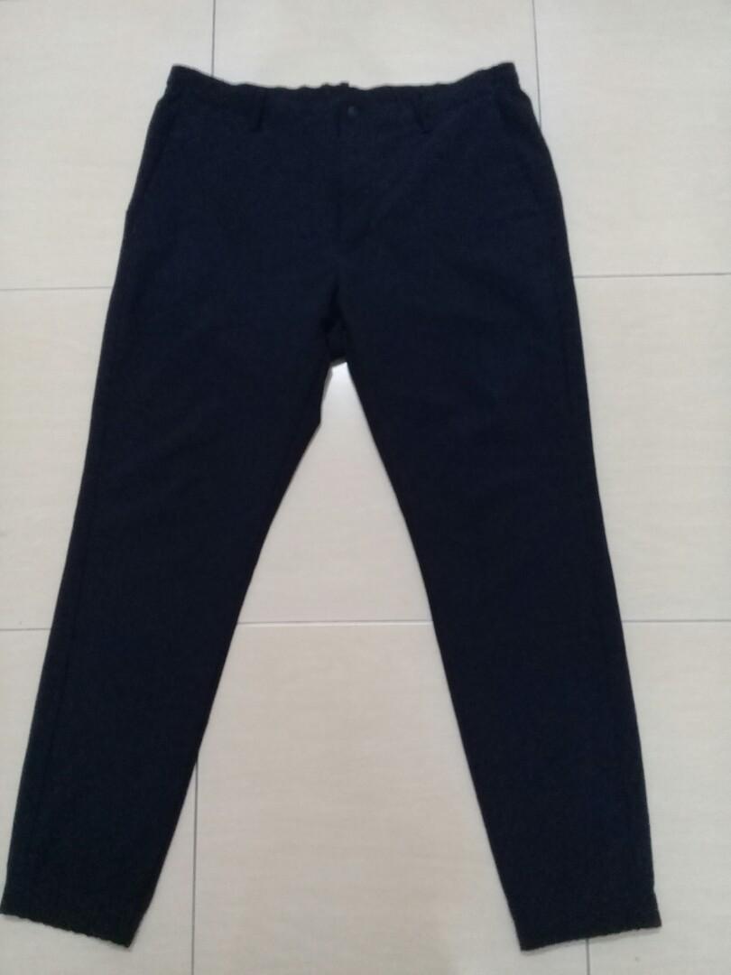 uniqlo tracksuit bottoms