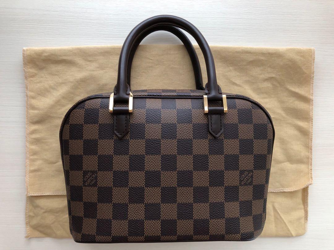 LV SARRIA MINI DAMIER, Fesyen Wanita, Tas & Dompet di Carousell