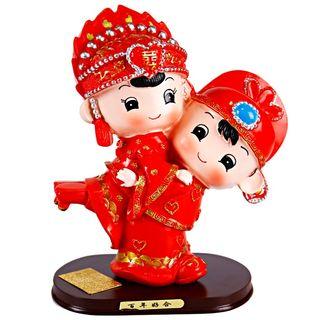 Wedding Gift Resin Toy Hugging Traditional Chinese Costume