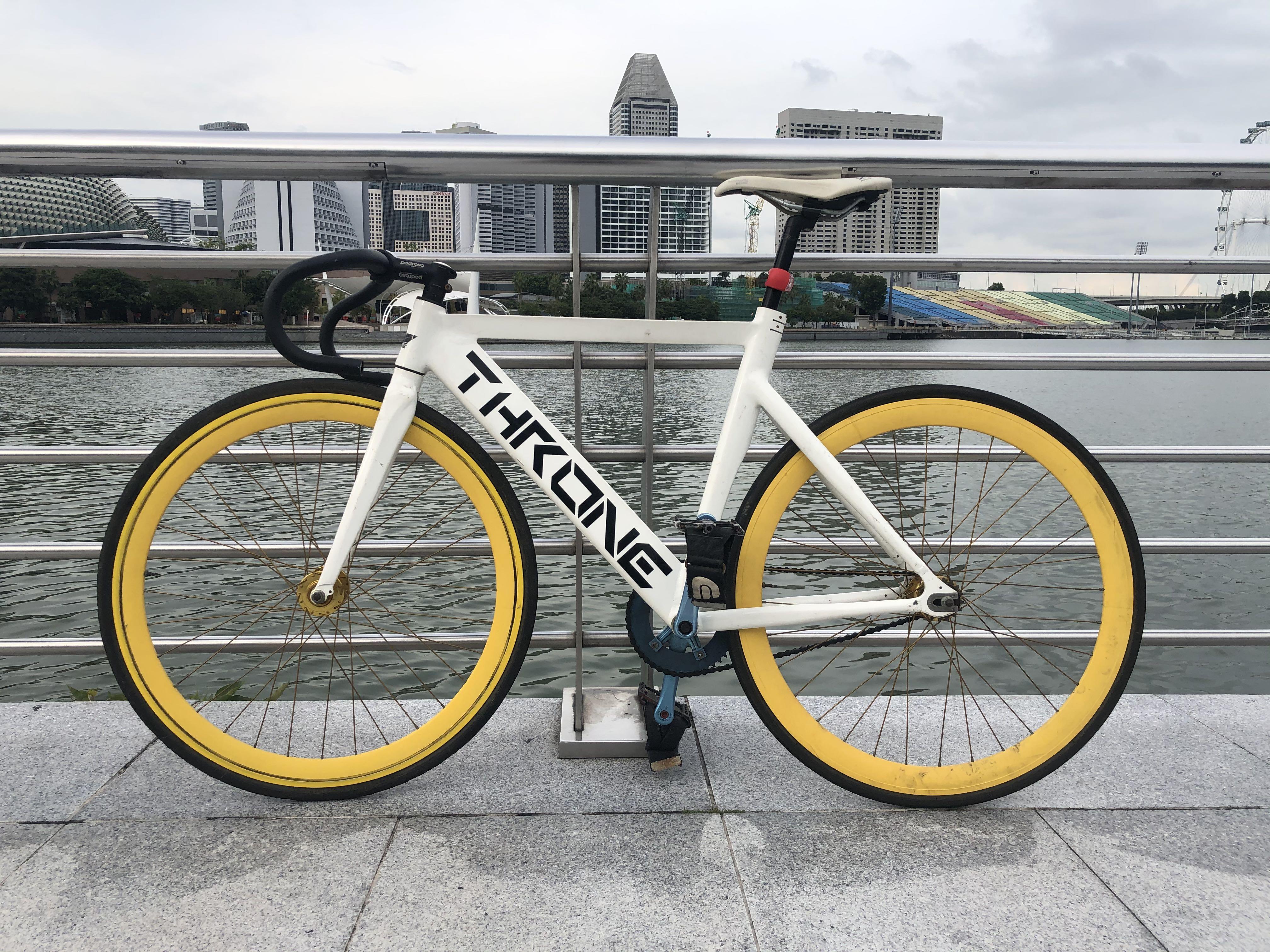 White Throne Fixie Bike