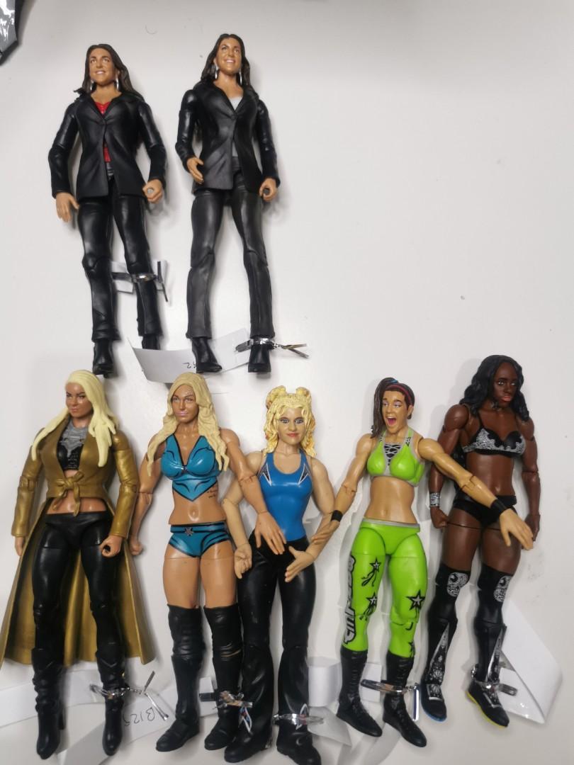 Wwe female figures deals