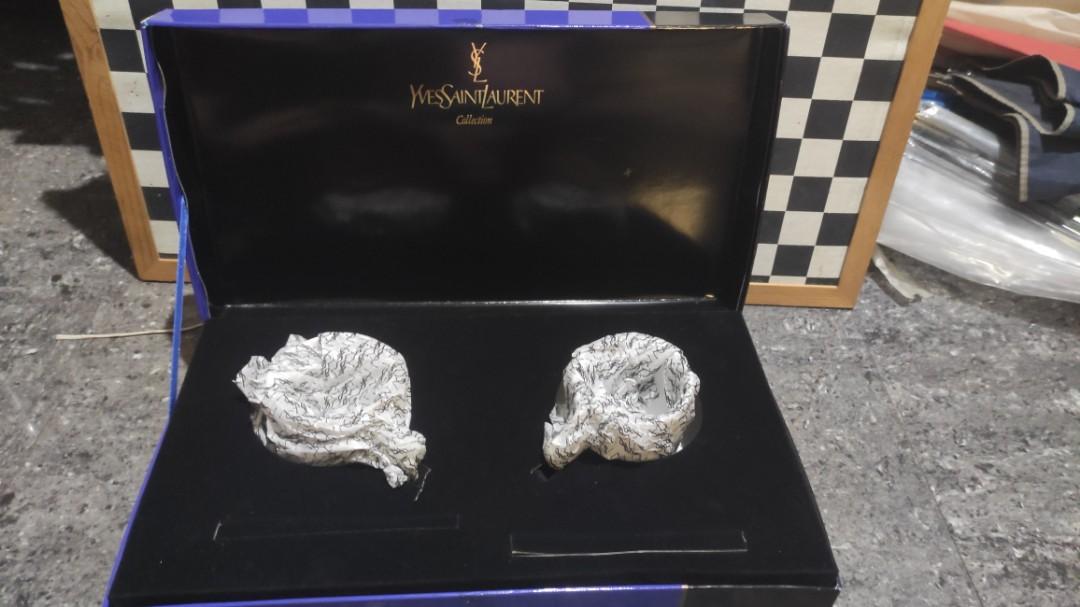 YSL Cups Saucers and Plates (Category: Coffee & Tea Tableware) located in Santa Maria. Submitted by casa_de_marques (Listing ID 1037844283, Image 3). Description: YSL Collectiob bnew with hardcase set of 2 trios. 2pcs cups 2pcs saucers 2pcs small plate negotiable for sure buyers.