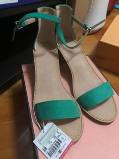 （分類：）位於 。 由 carol3221 提交（商品編號 1037986383，圖片 1）。簡介： 。