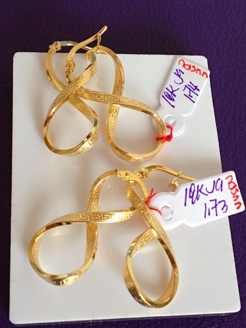 Featured image of post Fendi Fashion Jewelry / A brand renowned for its elegance fendi is synonymous with quality, tradition, experimentation and creativity.