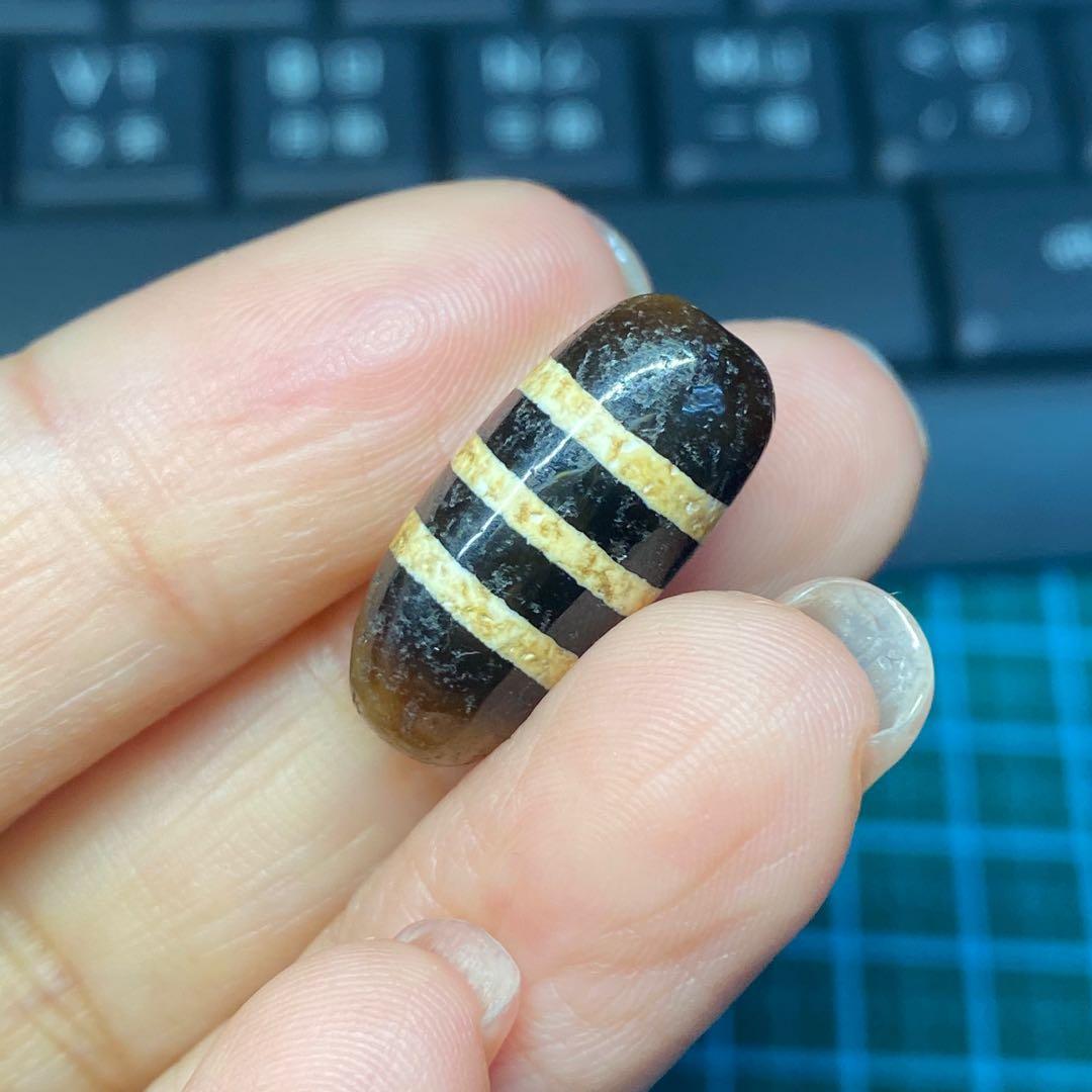 西藏藏區藏式線珠旁系天珠瑪瑙天珠瑪瑙(小年份), 女裝, 飾物及配件, 寶石、鑽石、水晶- Carousell 西藏藏區藏式線珠旁系天珠瑪瑙天珠瑪瑙(小年份), 女裝, 飾物及配件, 寶石、鑽石、水晶- Carousell