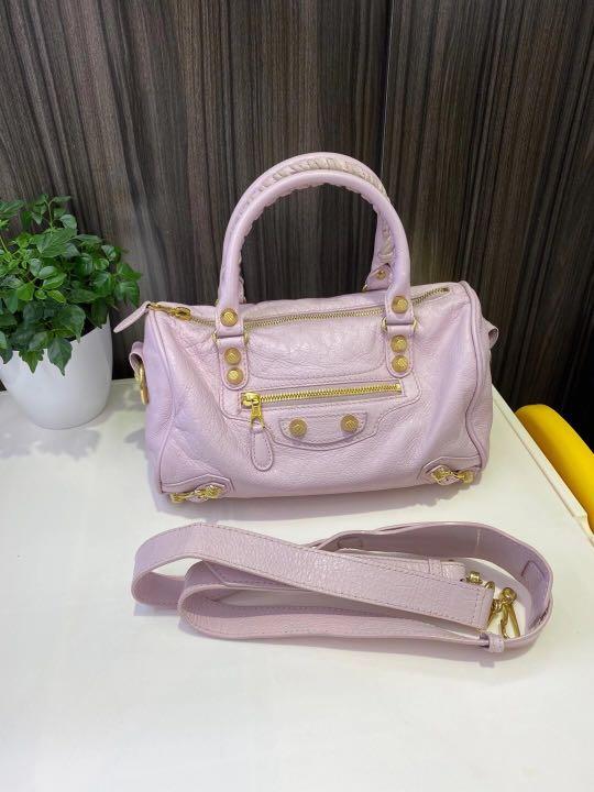 真品不讲价不陪验balenciaga巴黎世家粉紫色机车包单肩手提包尺寸25x15x12 名牌 袋 銀包 Carousell 真品不讲价不陪验balenciaga巴黎世家粉紫色机车包单肩手提包尺寸25x15x12 名牌 袋 銀包 Carousell