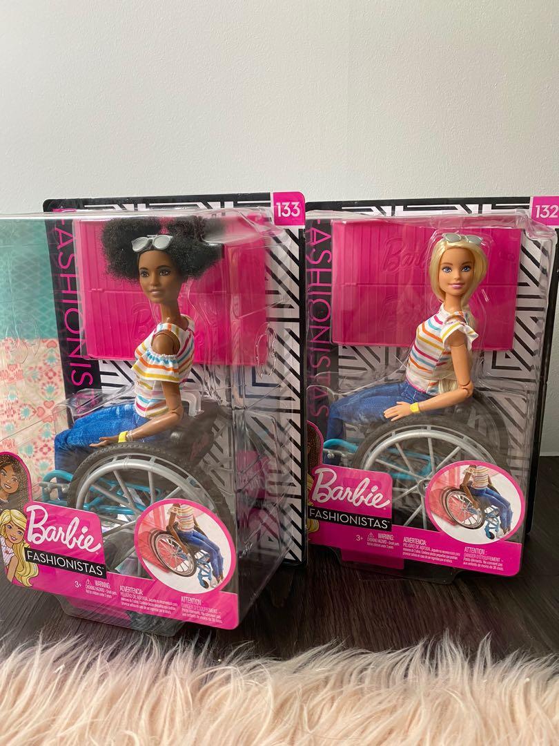 2022 Mattel Barbie African American Fashionista Doll w/ Wheelchair