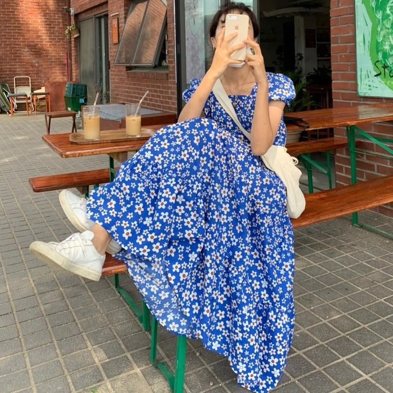 Blue floral daisy Long maxi dress Women s Fashion Muslimah Fashion Dresses on Carousell