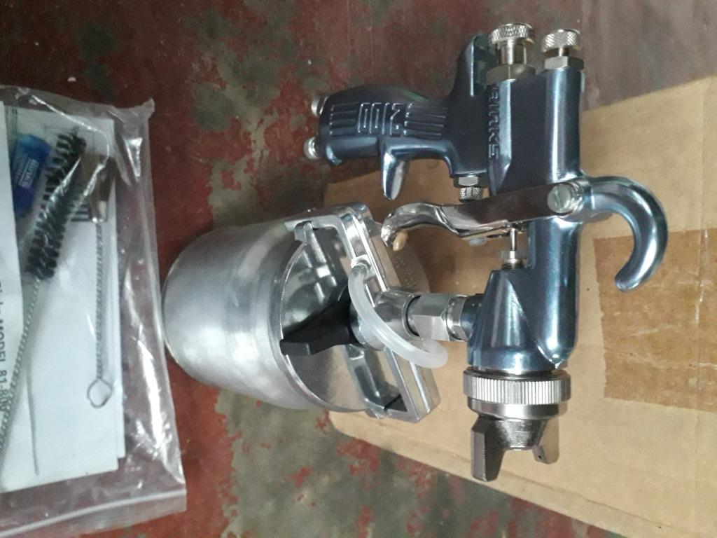 BRAND NEW Binks Conventional Spray Gun with 1-Qt. Siphon Cup ...
