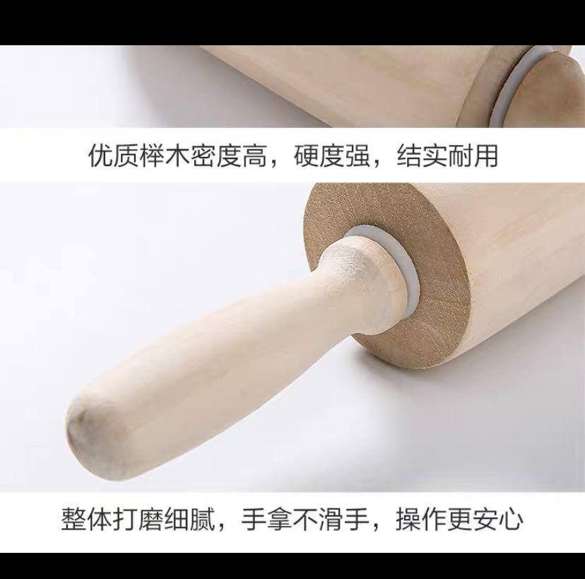 Bread roller (Category: Ovens & Toasters) located in Singapore. Submitted by greenaura (Listing ID 1038120006, Image 2). Description: -roller for bread, bun etc - 43cm length.