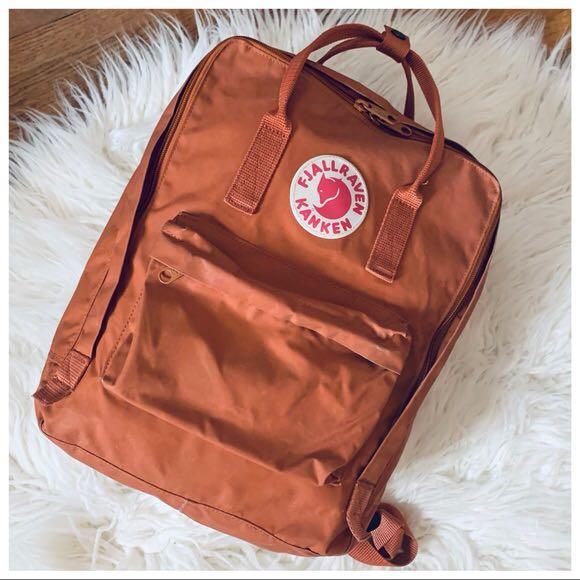 Kalksteen ik ben ziek Reclame Brick Kanken Backpack Classic, Women's Fashion, Bags & Wallets, Backpacks  on Carousell