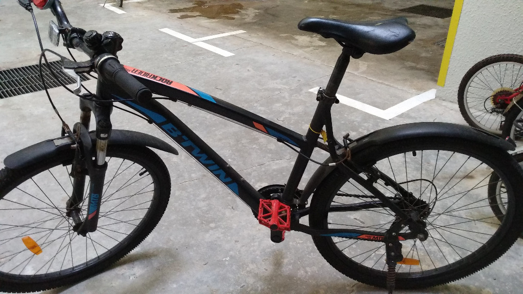 decathlon bike kickstand