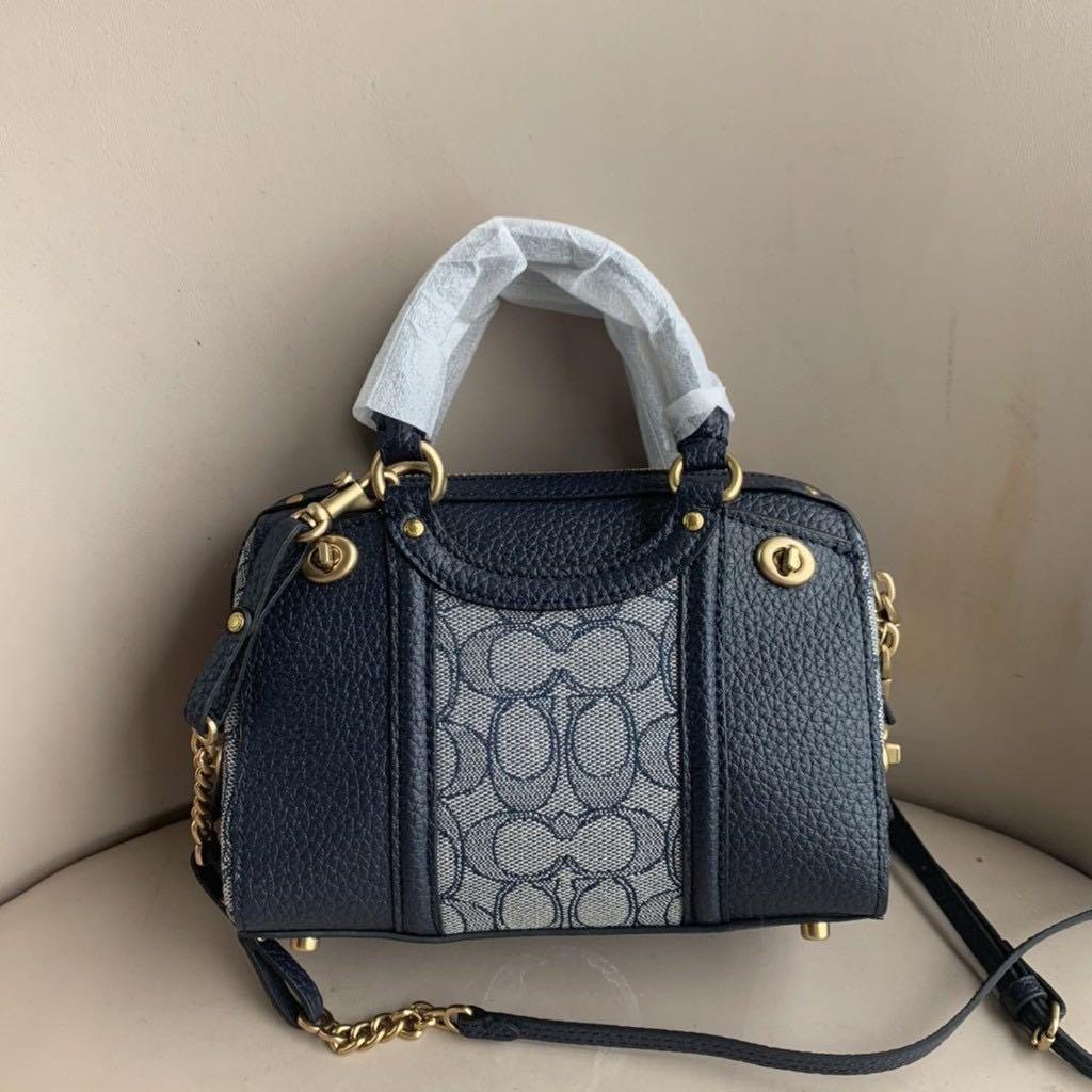 Coach 4619 Lark Bag 19 In Signature Jacquard